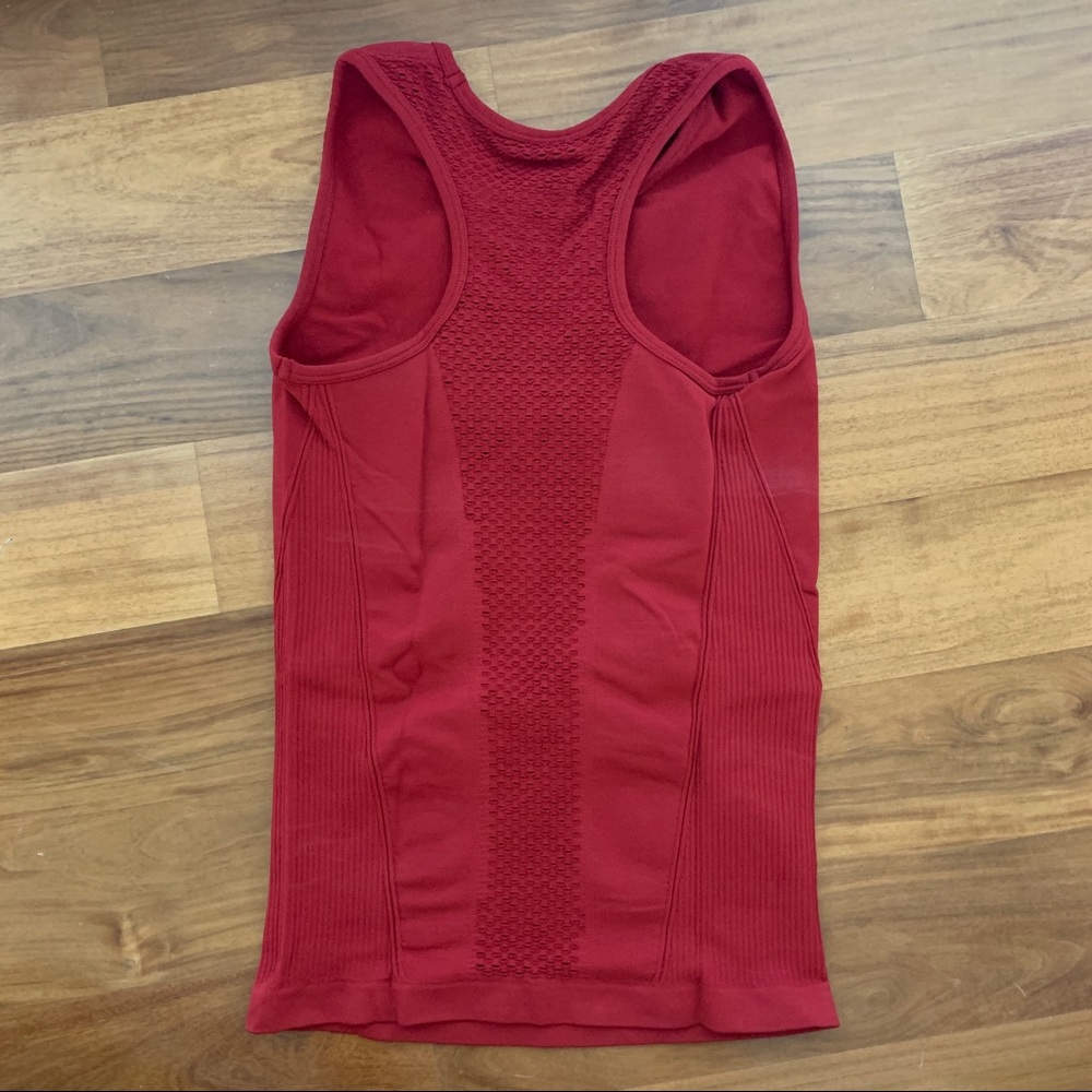 NWOT Carbon38 Tank